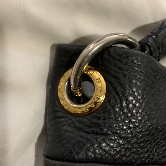 Marc by Marc Jacobs Lrg Blk Hobo Bag - Picture 4 of 7
